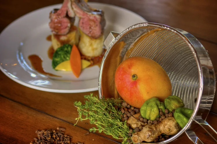 Food by Caicos Catering